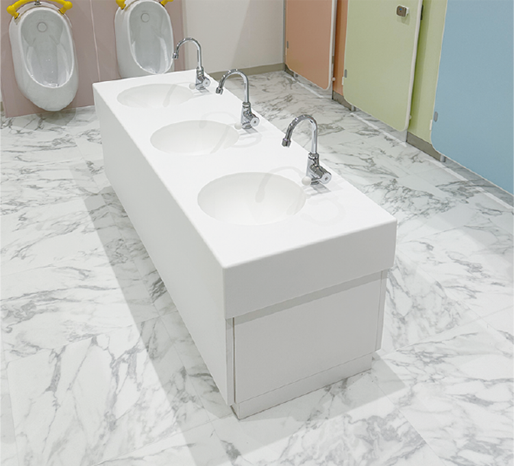 空間の理想を実現する、こども用手洗いカウンター tetoteのオーダーメイドソリューション